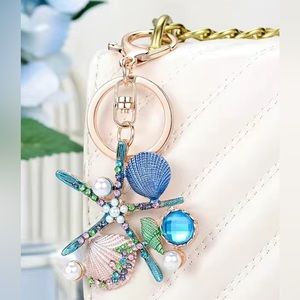 💙🌊NWT-Gorgeous Blue Seashell & Starfish Purse/Keychain Charm🌊💙